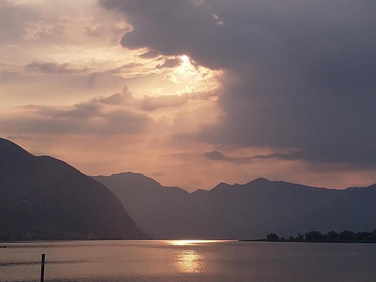 Lake View Terrace Паратико Экстерьер фото