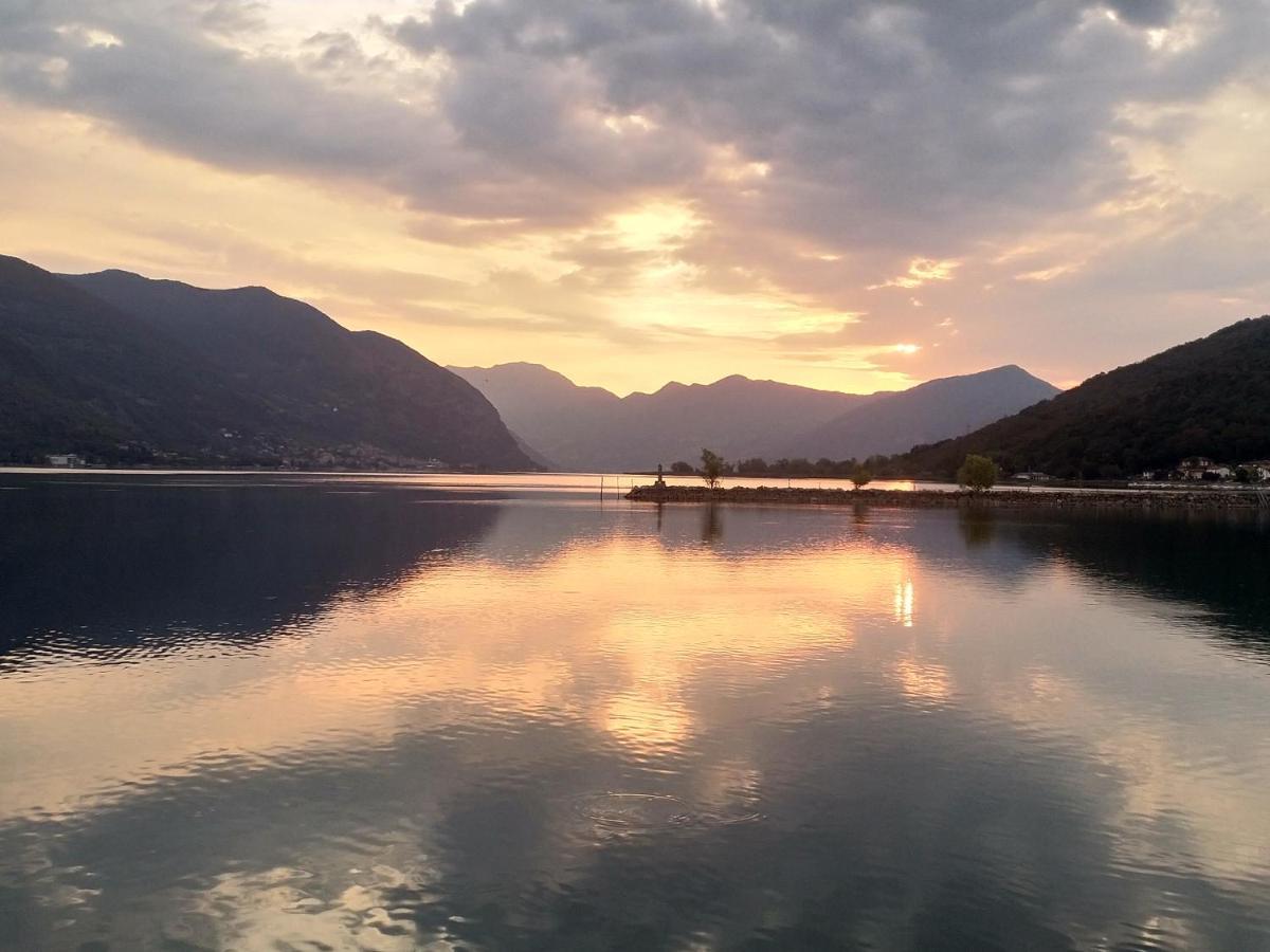 Lake View Terrace Паратико Экстерьер фото