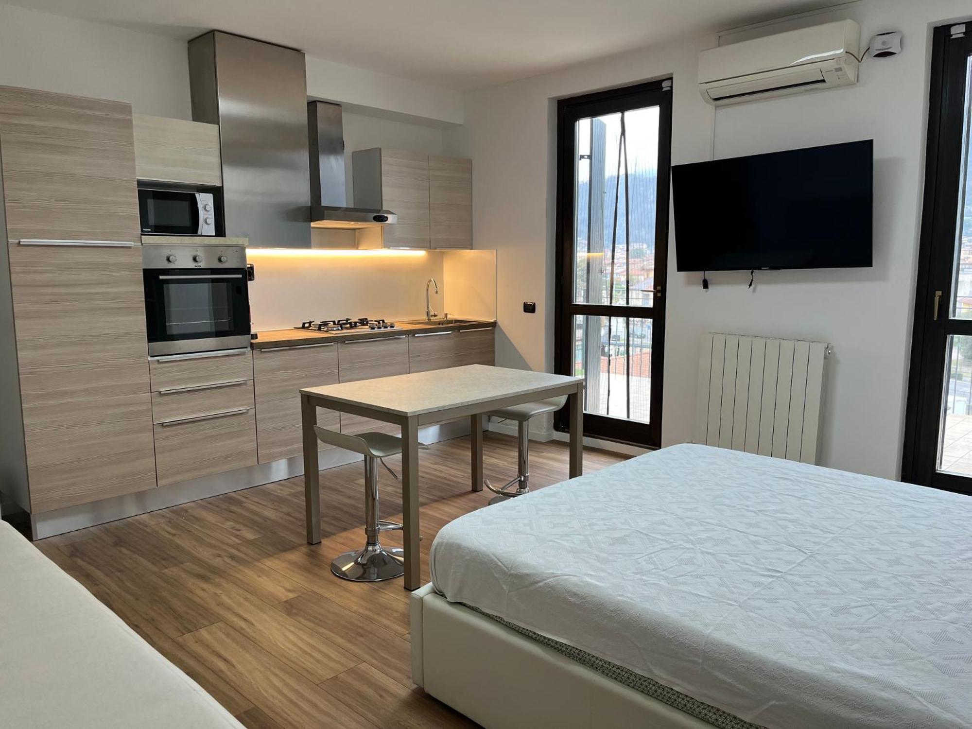 Lake View Terrace Паратико Экстерьер фото